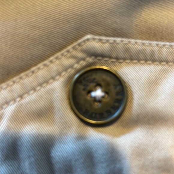 Burberry jacket - Picture 4 of 10